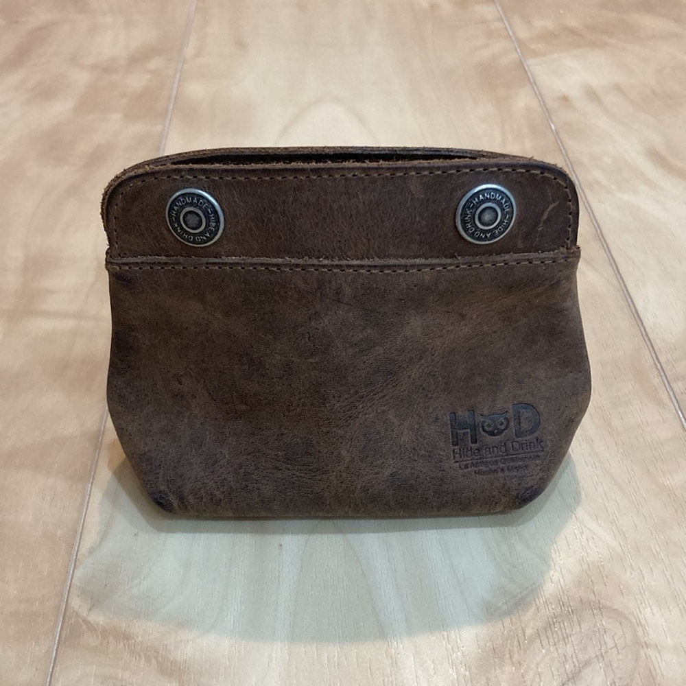 Leather snap pouch